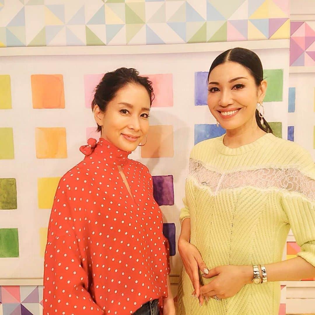 のインスタグラム：「無事終了！ Finished!! #日曜はカラフル #残りの休日をたのしもう　#内田恭子　#kyokouchida」