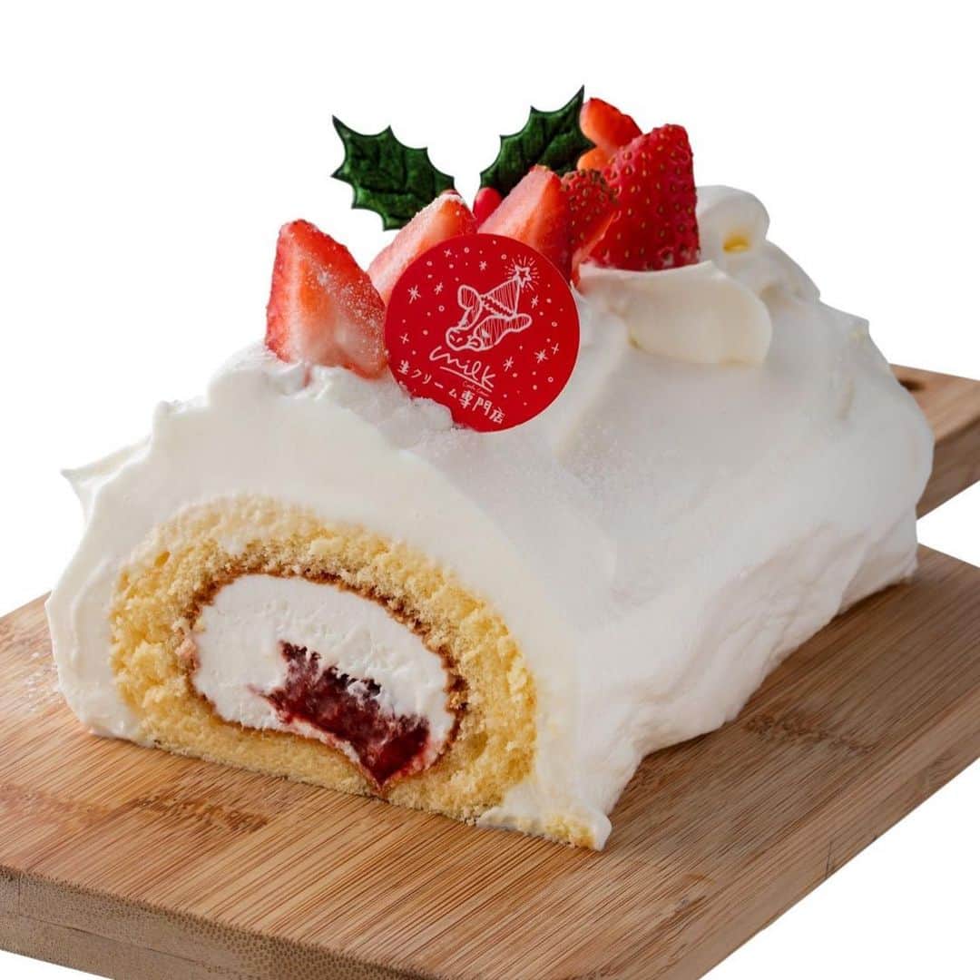 のインスタグラム：「【西館B1F 生クリーム専門店ミルク】🎄クリスマスケーキのご予約は12/18(水)まで🎄﻿ ﻿ クリスマス期間限定の「生クリームブッシュドノエル」は12/18までご予約受付中です🍓❄️🍓﻿ ﻿ ご予約は生クリーム専門店ミルク公式サイトまで。﻿ 詳細は画像3枚目をチェック👉﻿ ﻿ ﻿ #milk #cream #生クリーム専門店ミルク#生クリーム専門店milk #生クリーム専門店 #ブッシュドノエル #生クリーム好き #クリスマスケーキ #生クリーム #名古屋パルコ #名古屋PARCO #nagoyaparco #名古屋 #nagoya #栄 #矢場町 #nagoyaparco_xmas」