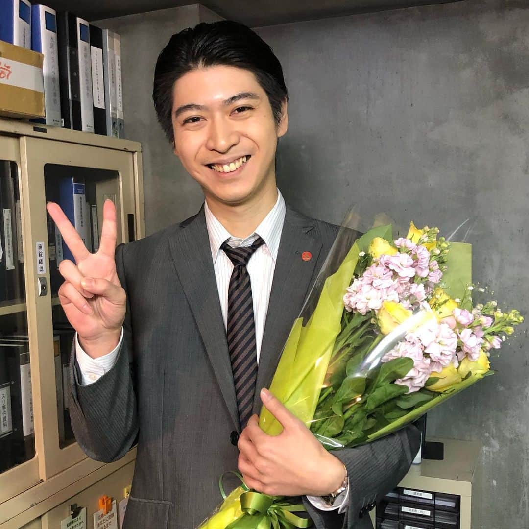 のインスタグラム：「今夜10:30はラストノワール🌑 #横山涼 #ニッポンノワール」