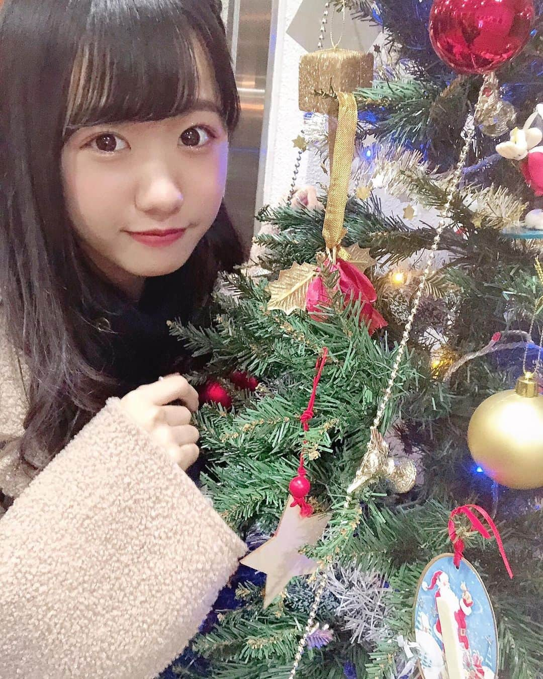 鈴木遥夏さんのインスタグラム写真 - (鈴木遥夏Instagram)「. クリスマスライブがもうすぐ〜💭🎄🎶 . #ラストアイドル #鈴木遥夏 #クリスマス」12月15日 21時49分 - haruka4227