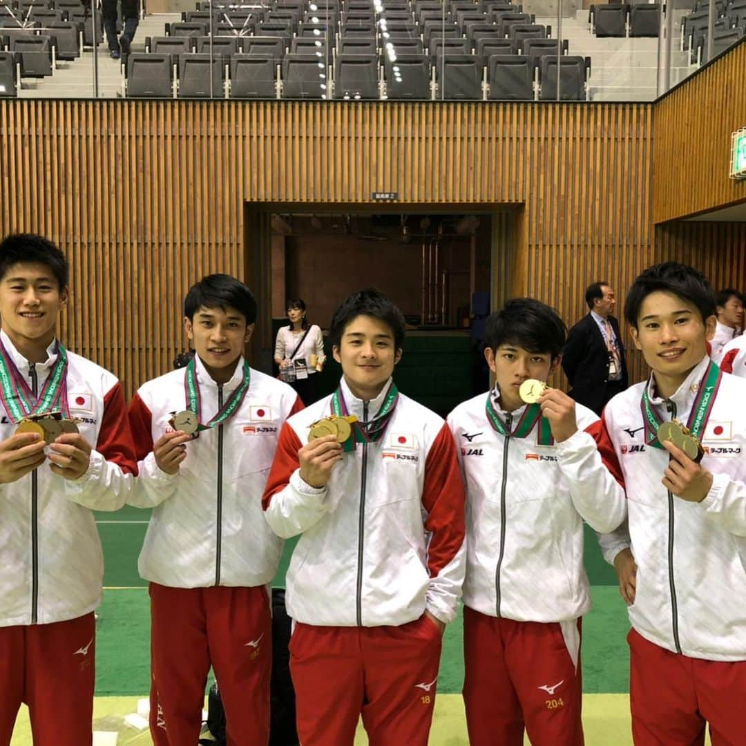 谷川航さんのインスタグラム写真 - (谷川航Instagram)「‪豊田国際終わりました🇯🇵‬ ‪応援ありがとうございました🙋🏻‬ ‪来年に向けて強くなります😎‬」12月15日 18時08分 - watarugymnast