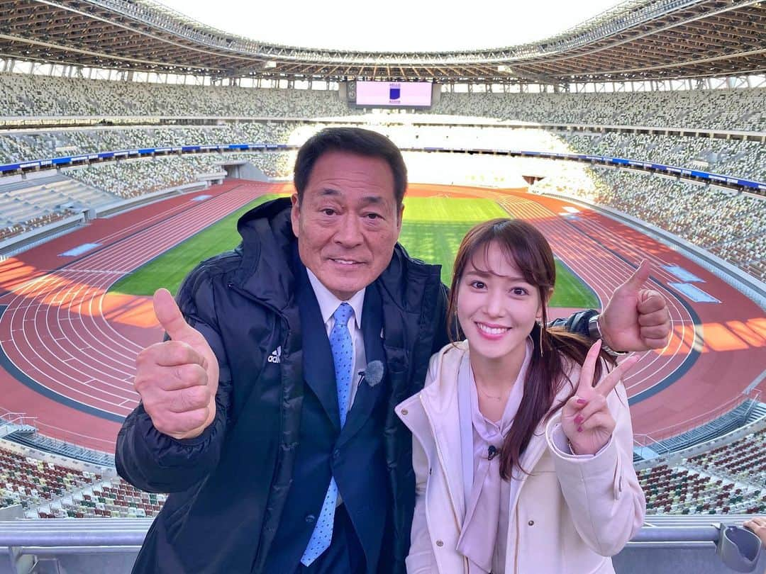 鷲見玲奈さんのインスタグラム写真 - (鷲見玲奈Instagram)「. 今日はスポーツウォッチャーの取材で、中畑清さんと新国立競技場に行ってきました☺️ . しかし、まさかのハプニング続出…？！💥💥 . 今夜は福田アナウンサーに代わってスポーツウォッチャーをお届けします😊 . . . また、先日代表質問をさせて頂いた千葉ロッテマリーンズの新入団選手発表会の裏側をお届けします✨ . ぜひご覧下さい！！😌 . . #スポーツウォッチャー #中畑清 さん #新国立競技場 #千葉ロッテマリーンズ #佐々木朗希 投手」12月15日 18時18分 - sumi__reina