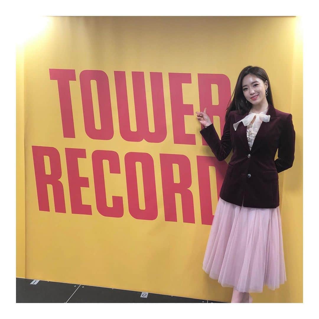 ハム・ウンジョンさんのインスタグラム写真 - (ハム・ウンジョンInstagram)「⠀ ⠀ ‪東京リリースイベントでの写真！‬ ‪この日は、久しぶりに皆さんの顔を見られて本当に楽しく終えることができました！幸せな時間をありがとう🥰‬ ⠀ ‪ #ウンジョン #은정 #EunJung #SweetSnow ‬」12月15日 18時57分 - eunjung_japan