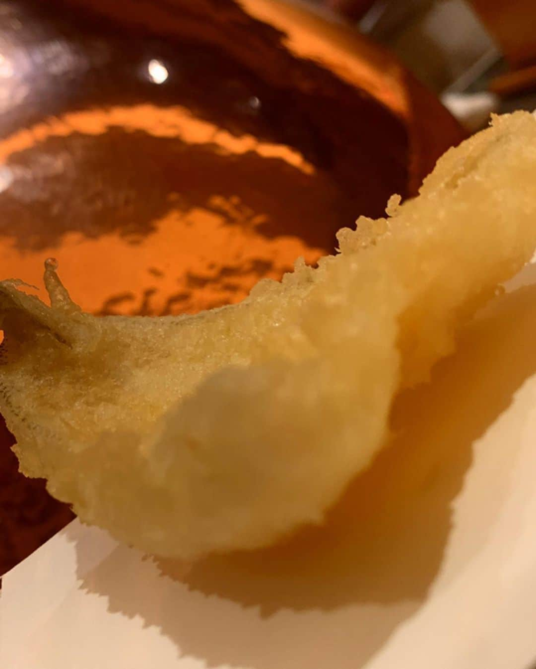 濱野りれさんのインスタグラム写真 - (濱野りれInstagram)「-— Tempura #Takiya that I want to go to four times a year to enjoy the taste of the seasons. Let's check the more 'Takiya' world uploaded to my story💋 You cannot find this innovative tempura restaurant anywhere in Tokyo! -— 季節の味覚を楽しみに年に4回は絶対来たい'たきや'さん❤️ ここ以上の革新的な天ぷら屋さんはどこにもないよーー🥺💓ムービーはストーリーに載せるね☺️ -— #rirelog#takiya#tempura#tenpura#azabujubantakiya#Azabujuban#tokyofoodie#tokyofoodies  #japanesefoods#japanesefoodlover#tokyoeats#tokyogourmet#tokyojapan#eatlover#美食#日本#天ぷら#日本食#麻布十番グルメ#麻布十番たきや#予約困難店#たきや」12月15日 19時01分 - riregram