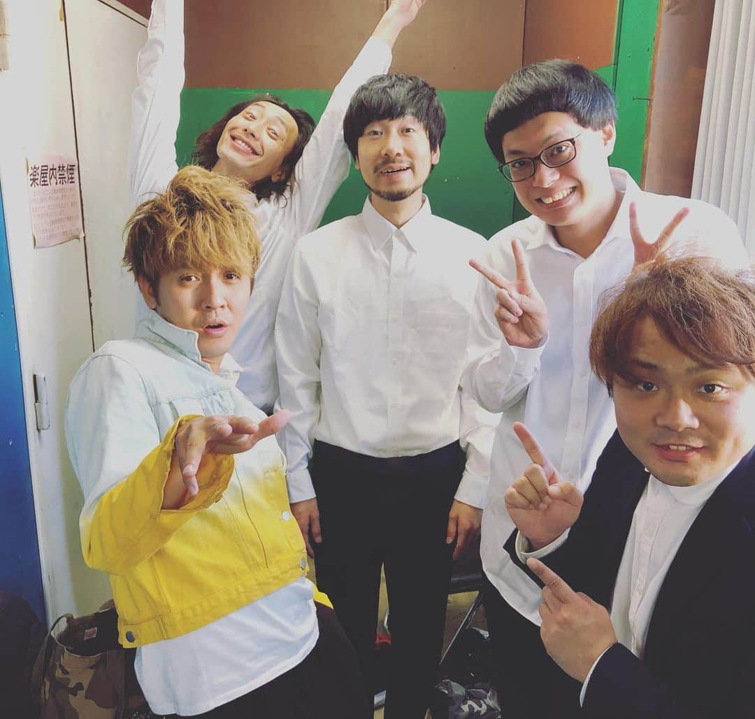 福井俊太郎のインスタグラム：「サカイストさん最高う福岡最高ぅ #昨日昔のスタッフさんに会って #宮戸めっちゃ太ったなって言われて #その時はピンときてなかったけど #この写真見たら #ちょいぽちゃ #可愛いっちゃ可愛い #亀みたい」