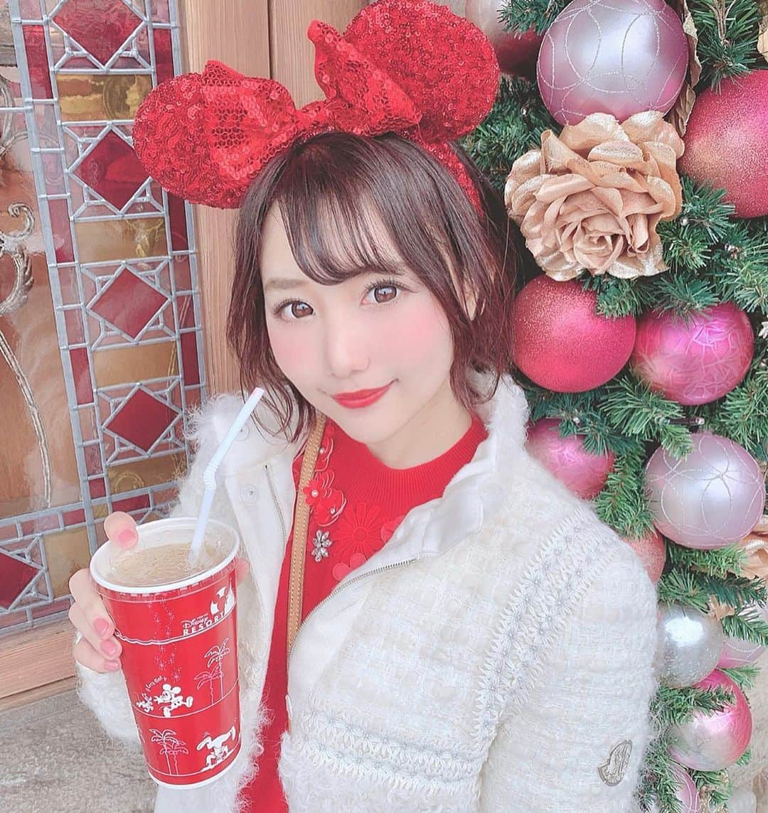 加藤里奈さんのインスタグラム写真 - (加藤里奈Instagram)「. あとすこしーークリスマスーー🎄 . #ootd #fashion #instafood #instagram #instalike  #hairstyle #outfit #code #coordinate #style #stylepoint #instafashion #instagood #instalike #ファッション #撮影 #ヘアアレンジ #ヘアスタイル #アレンジスタイル #ヘア #かとこ #コーディネート #コーデ #かとこーで #今日の服 #インスタグラマー」12月15日 20時02分 - katoco0326