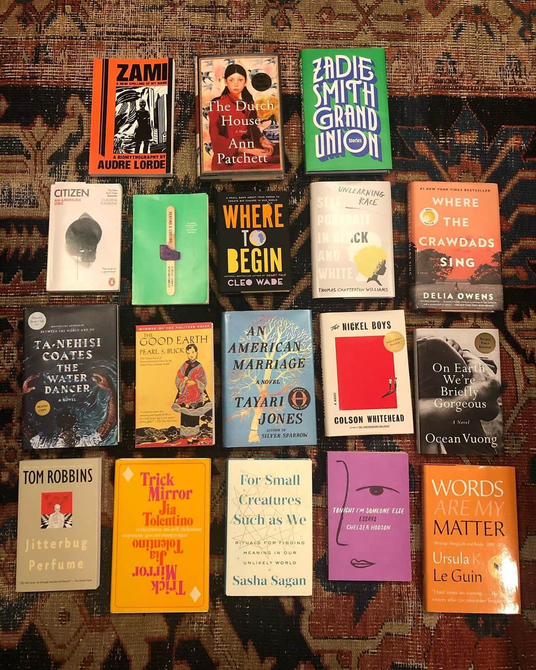 ニコール・リッチーのインスタグラム：「My favorite reads of 2019❣️」