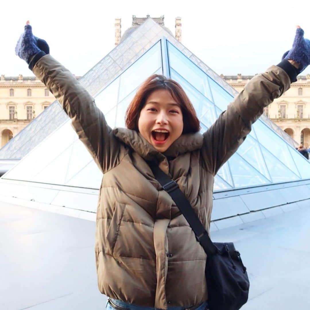 ベルさんのインスタグラム写真 - (ベルInstagram)「. ルーブルきたぞーーーー！ . #🇫🇷 #フランス旅行 #フランス #パリ #ルーブル美術館 #美術館 #美術館巡り #ピラミッド #france #paris #piramide #louvre #louvremuseum」12月15日 22時23分 - belle.gokigenyou