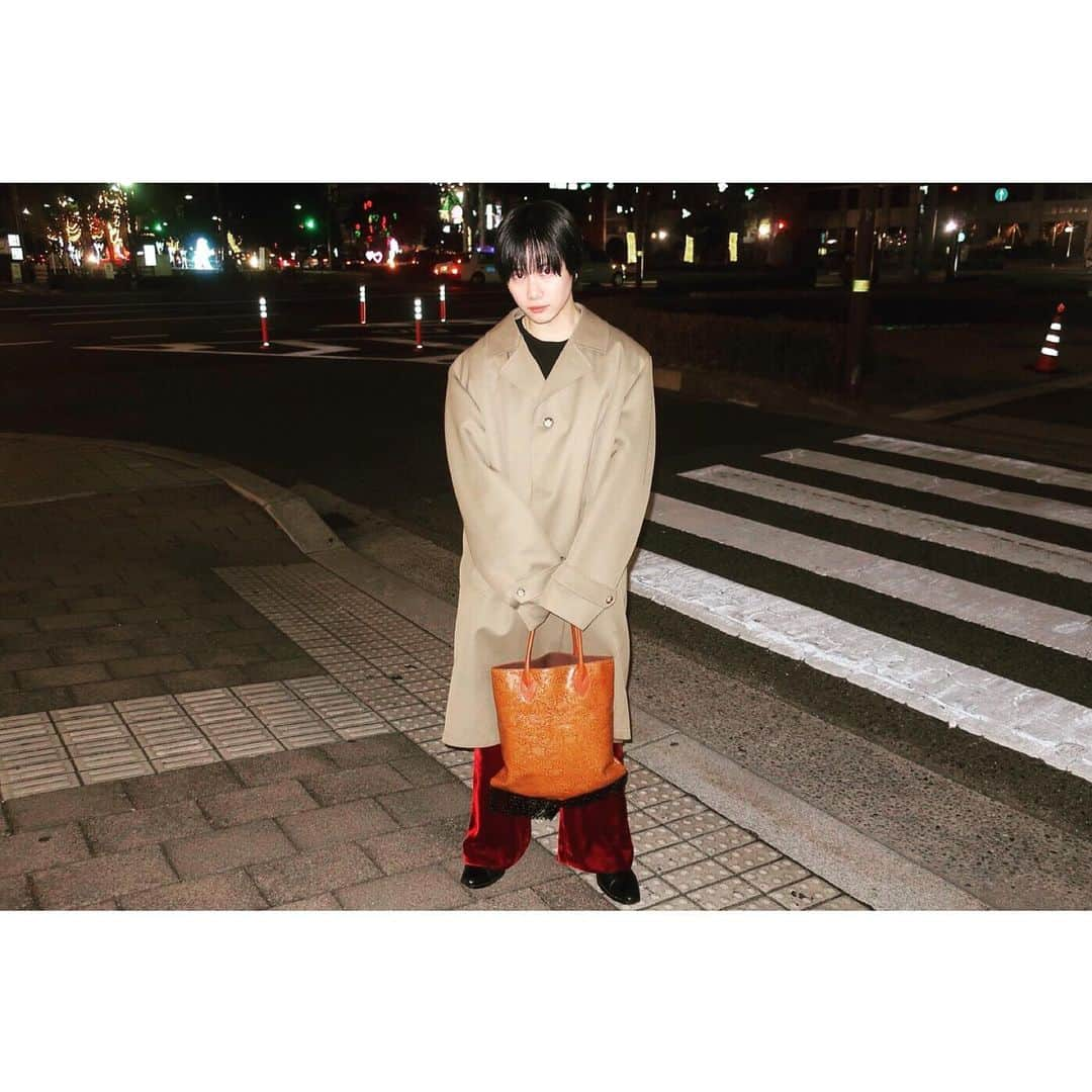 MARKさんのインスタグラム写真 - (MARKInstagram)「今日の俺。  #ootd #fashion #coordinate #street #japan #commedesgarcons #needles #facetasm #maisonmargiela #celine」12月15日 22時27分 - mark_asakawa