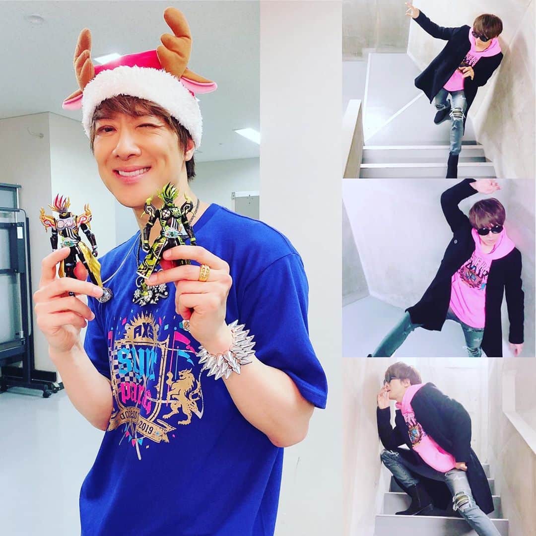 貴水博之のインスタグラム：「サンキュー大阪🎉🎉🎉🎉🎉🎉🎉🎉🎉🎉🎉🎉🎉 #access #syncparade #最高 #でした #応援 #ありがとう #kamenrider #christmas #love #you #see #you #soon」
