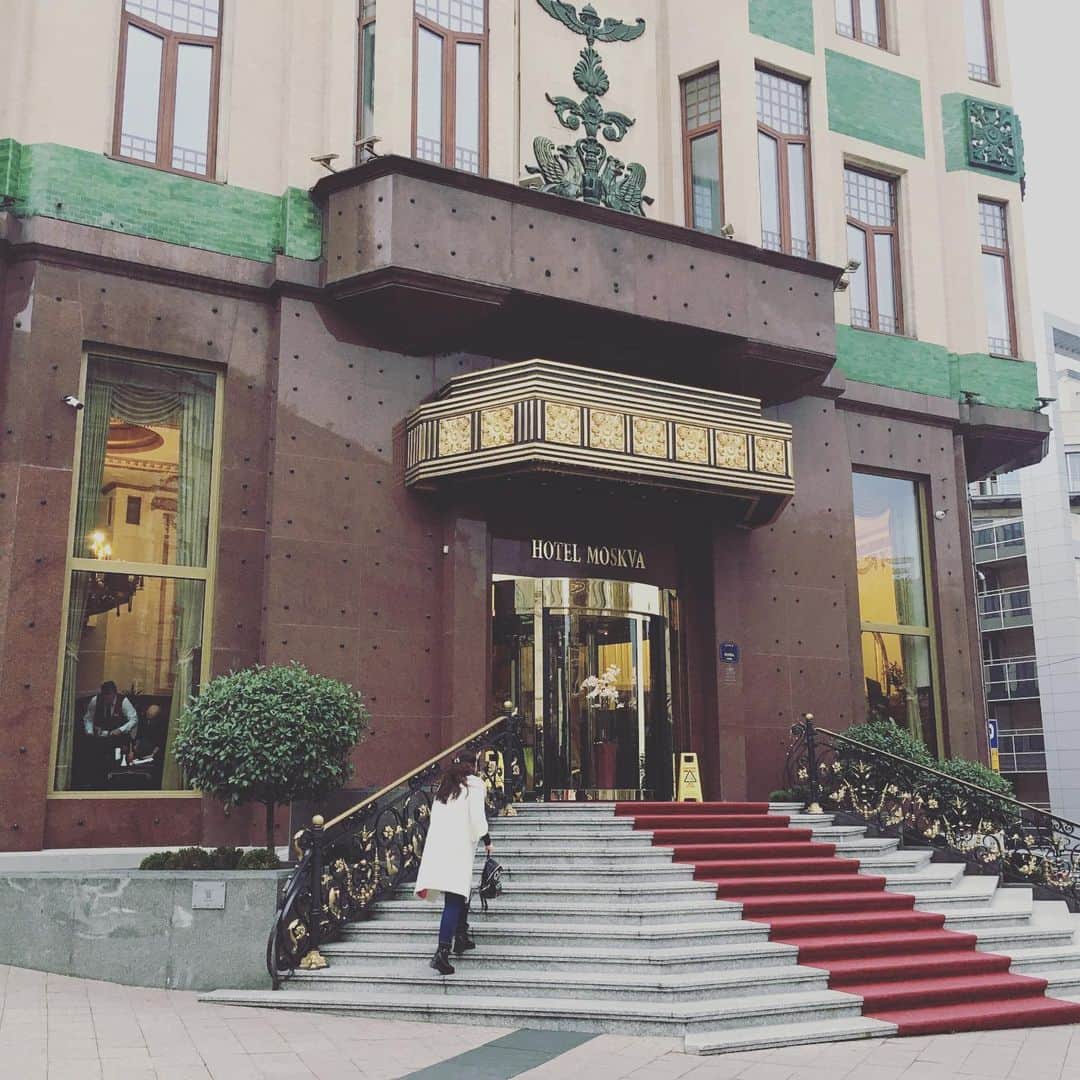 三角みづ紀さんのインスタグラム写真 - (三角みづ紀Instagram)「憧れの！ホテルモスクワにも一泊しました。」12月15日 23時19分 - misumimizuki