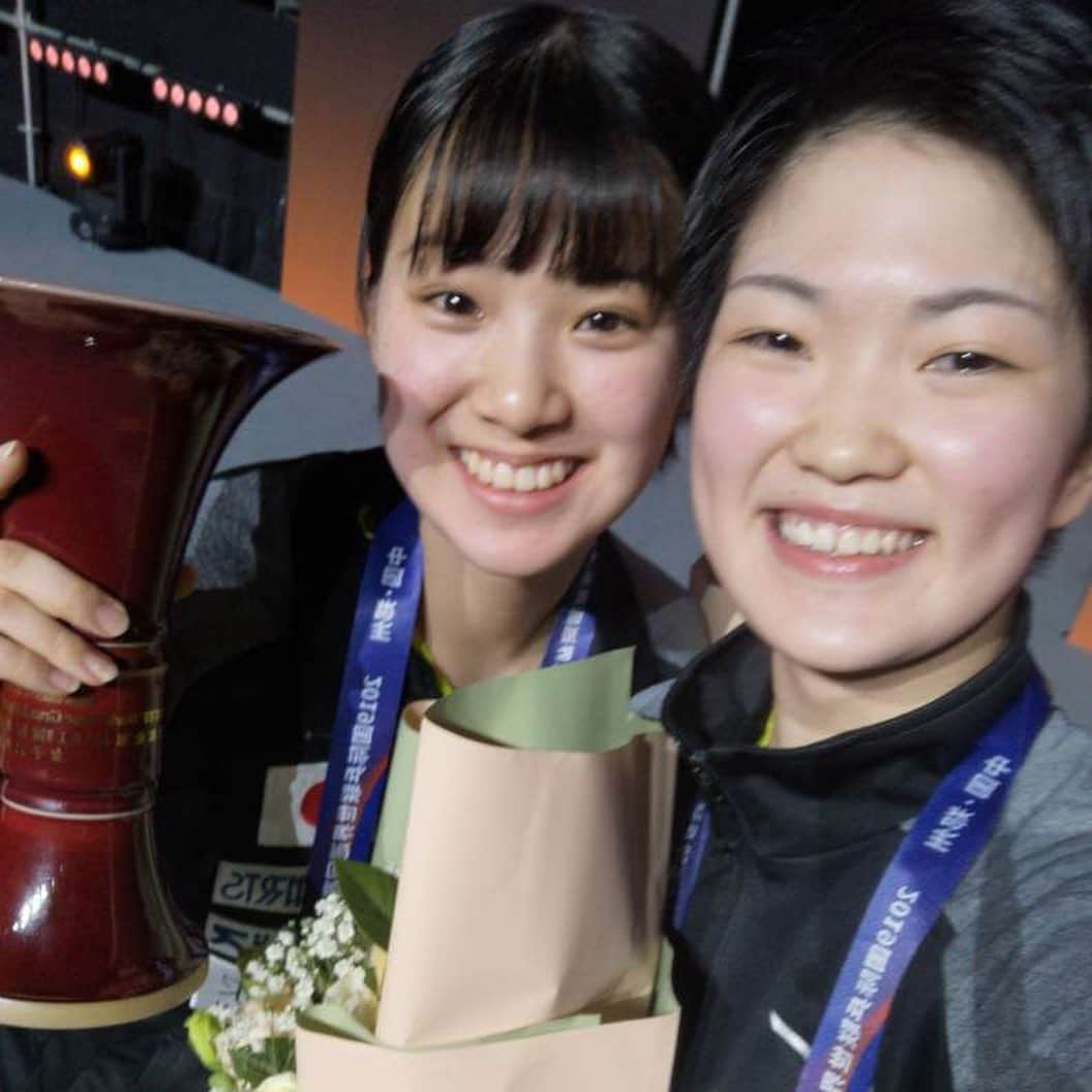 ITTF Worldさんのインスタグラム写真 - (ITTF WorldInstagram)「Send your Congratulations to all our 2019 #ITTFGrandFinals Champions! 👇 . 📸#GoldenSelfie😁」12月15日 23時39分 - wtt