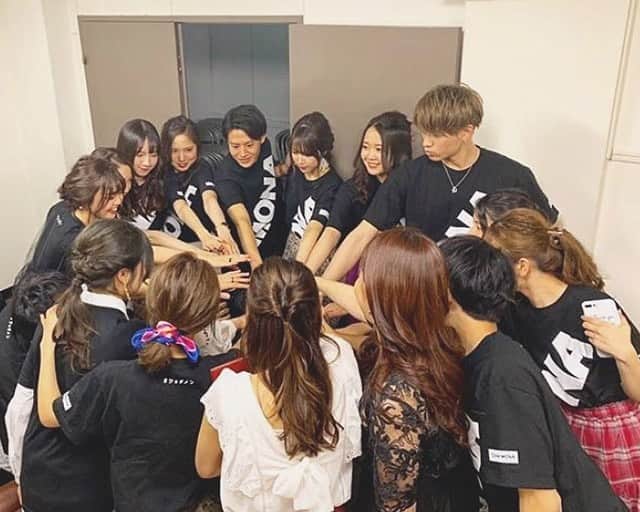 南野里佳のインスタグラム：「. 「 #ダメ女の法則 」 初の上映会の様子💕 . 明日は今年最後の上映会！！✨ . 大阪＂フェスタ京町堀＂にて開催です☺️ . . この映画を１人でも多くの方に届ける為 １万人動員を目指しています🎬 . 上映会や、街での PR で 沢山の人に届けてくれている ジョダメメンバーのみんな✨ 本当にありがとう😌❣️ . . 恋愛観だけでなく、 人生において大切なメッセージが 詰まっている作品ですので ぜひぜひ観て下さい🙏💕 . . ▶︎ 12月16日（月） OPEN 19:15 CLOSE 22:00 1900円 . . - - - - - - - - - - - - - - - - - - - - MONA公式 ▷ @mona_magazine 劇団MONA ▷ @gekidan_mona 映画ジョダメ ▷ @jodame_movie - - - - - - - - - - - - - - - - - - - -  #MONAモデル #mona_magazine #リアルシンデレラストーリー」