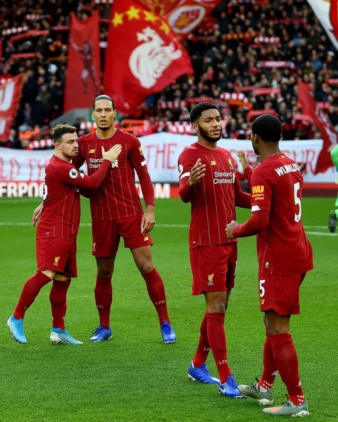 リヴァプールFCさんのインスタグラム写真 - (リヴァプールFCInstagram)「Another important Anfield performance 📸 🔴 #LFC #LiverpoolFC #Anfield」12月16日 0時32分 - liverpoolfc