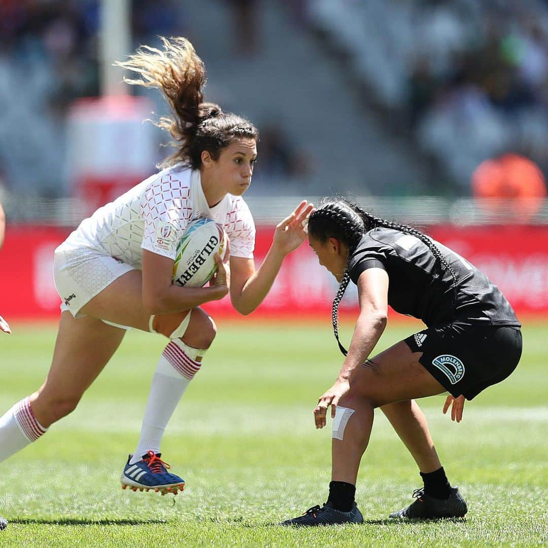 ラグビーイングランド代表さんのインスタグラム写真 - (ラグビーイングランド代表Instagram)「Not the end result either of our teams wanted, but positives to take into 2020 and the next round in Hamilton. As always #CapeTown7s thank you for being great hosts 🌹」12月16日 0時46分 - englandrugby