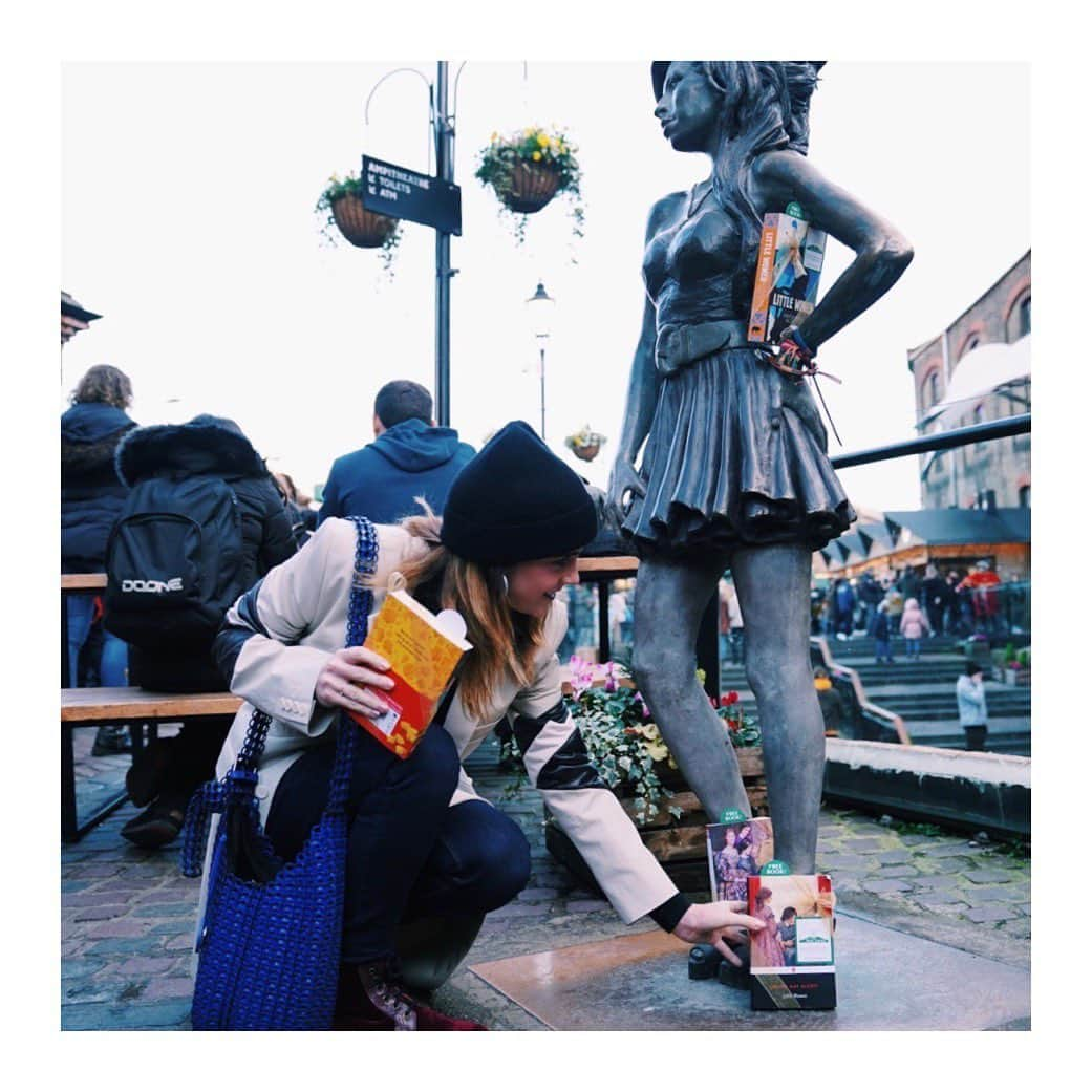 エマ・ワトソンさんのインスタグラム写真 - (エマ・ワトソンInstagram)「I'm excited to reveal a global effort with @bookfairiesworldwide to hide 2,000 copies of Little Women! #LWBookFairies starts today and features over a hundred different editions of Louisa May Alcott’s classic novel to celebrate the release of #LittleWomenMovie, every one of which has a special note from me inside. 38 countries are involved in the campaign, and it’s going to be the largest book fairy event ever - follow the hashtag to see where they are being hidden over the next few days! Do you believe in book fairies? #ibelieveinbookfairies」12月16日 0時58分 - emmawatson