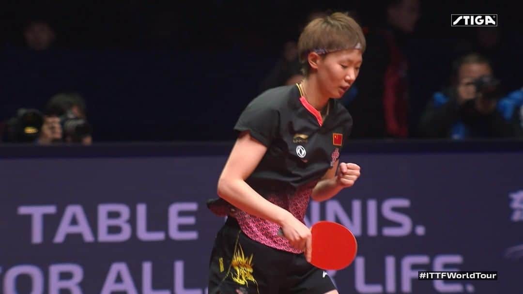のインスタグラム：「💥BOOM! An absolute peach of a forehand by Wang Manyu wins #STIGApointoftheday❗️ #ITTFGrandFinals.」