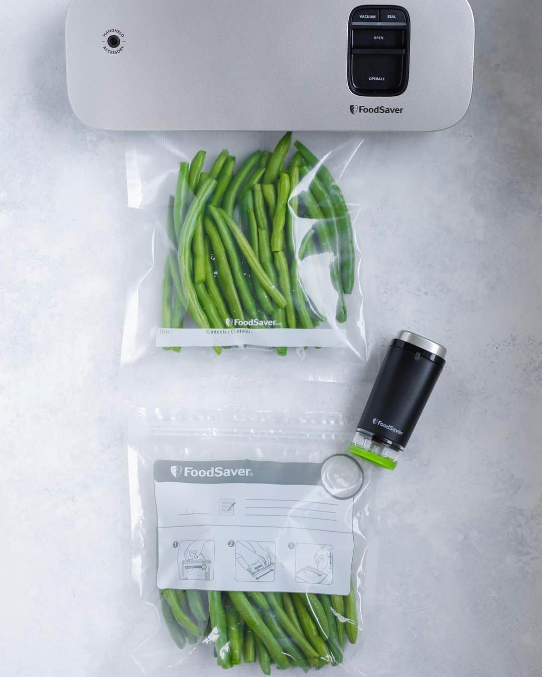 Easy Recipesさんのインスタグラム写真 - (Easy RecipesInstagram)「Do you food prep? Thanks to my new kitchen gadget @foodsaver I am able to food prep ahead of holiday dinners and any dinner event I host at my house. I also use it for normal weeknight food preps to save time and effort the day of. You can use it to preserve fruits, veggies, meats, soups, sauces, and left over cooked food 5x better than any other method, prevents freezer burn, making food last for months in your freezer and weeks in your fridge. Remember, the less food you waste, the more money you save. The FoodSaver ® also has a modern design and saves 50% more counter space than other vacuum sealer. Check out my story for the demo video and click the link in my bio for more info on how I prepped this recipe. #sponsored #FoodSaver #mealprep  https://www.cookinwithmima.com/food-prep-with-foodsaver/」12月16日 5時09分 - cookinwithmima