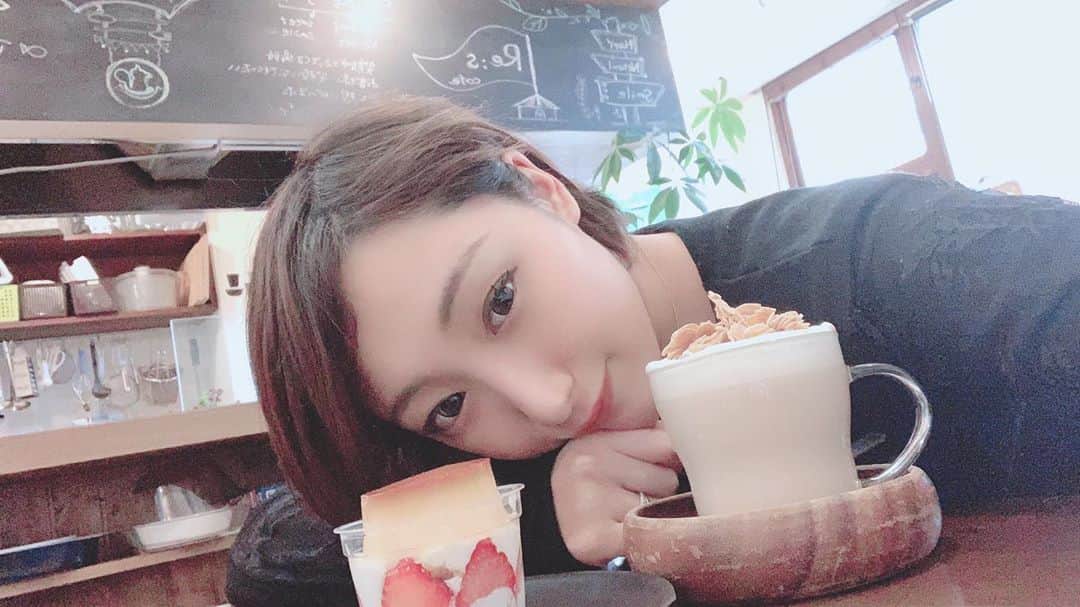 佐竹ななさんのインスタグラム写真 佐竹ななinstagram 最近可愛い飲み物沢山飲んでる 女社長 社長 経営者 モデル募集中 12月16日 16時15分 Nana77banana