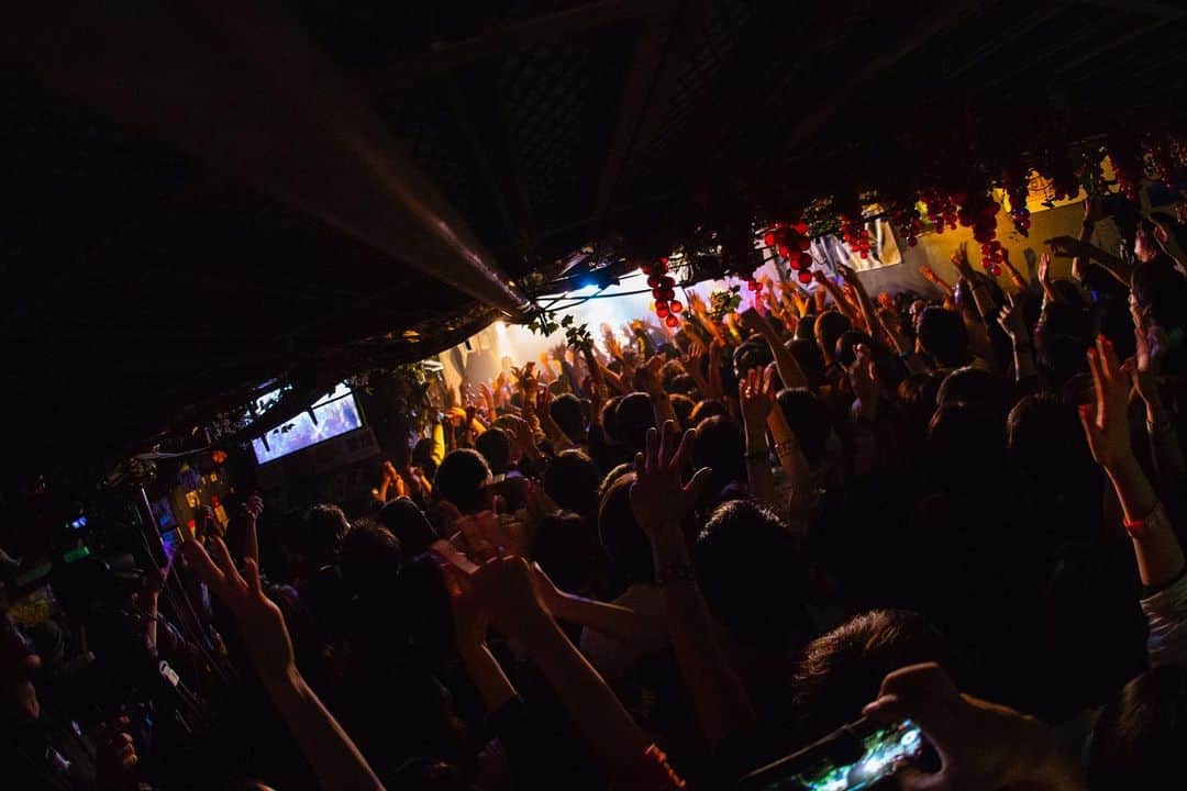 のインスタグラム：「‪Thank you so much!!‬ ‪2019.12.15‬ ‪ONI NO ONE MAN‬ ‪at MUSIC ZOO KOBE 太陽と虎‬ ‪行けるとこまで‬ ‪光射す方へ‬」