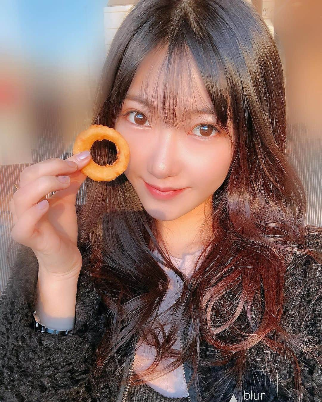 黒田絢子さんのインスタグラム写真 - (黒田絢子Instagram)「いっぱい寝ていっぱい食べて 稽古行きますはいっ！！ . . #黒田絢子 #女優 #オニオンリング #舞台CHAIN #チケット購入したかな　？ #年末待ってる」12月16日 15時33分 - ayakokuroda_official