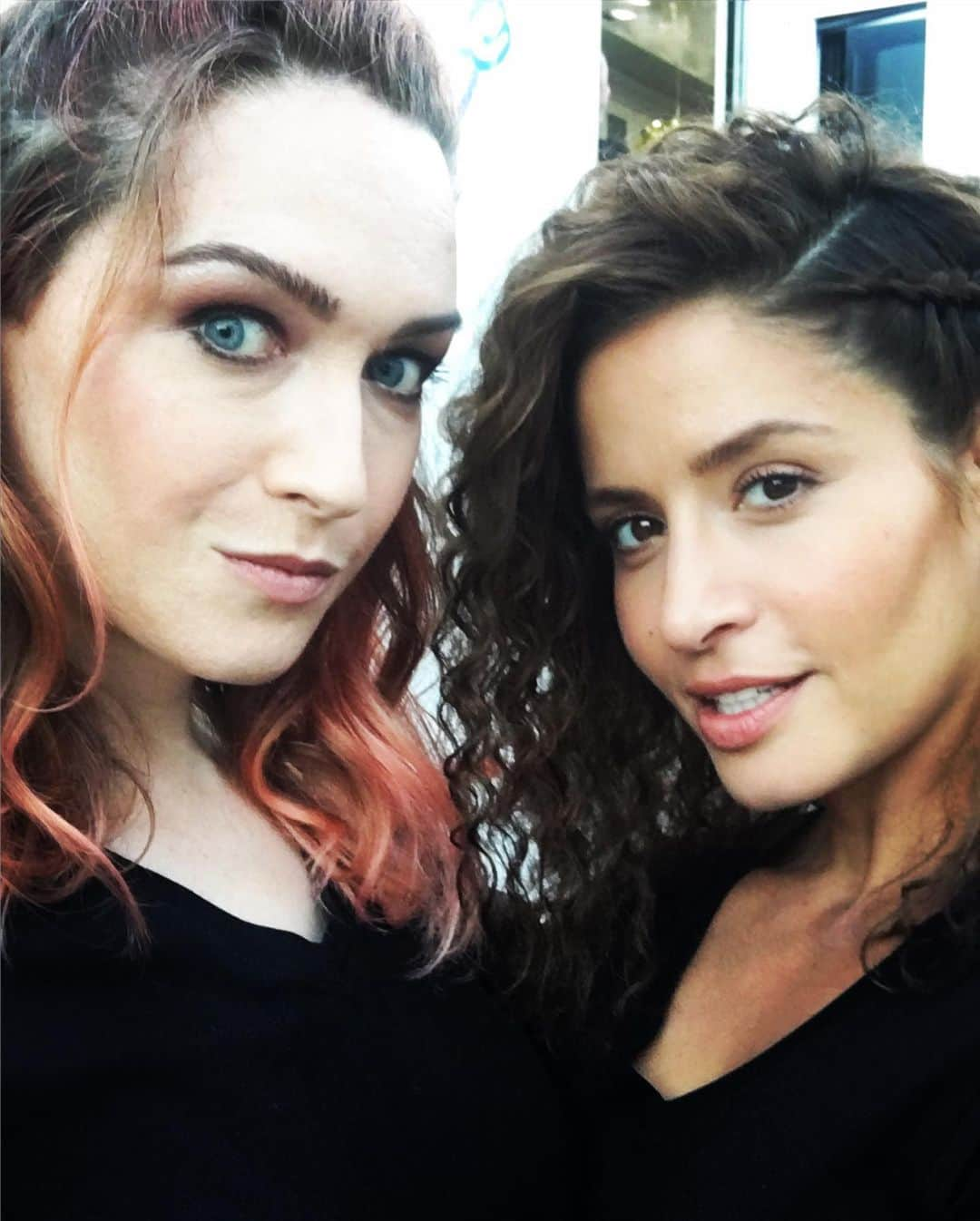 ジェイミー・クレイトンさんのインスタグラム写真 - (ジェイミー・クレイトンInstagram)「TONIGHT. TESS. LENA. 🥳 @sho_thelword @mercedesmason #thelwordgenerationq」12月16日 7時27分 - msjamieclayton