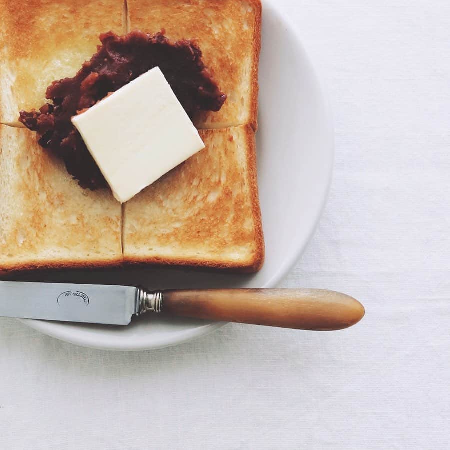 樋口正樹さんのインスタグラム写真 - (樋口正樹Instagram)「adzuki butter toast . 残ってたあんこ使い あんバタートースト。 . . #あんバター #あんバタートースト #あんこ部 #旨食 #adzuki #toast #toastgram #toastsforall」12月16日 7時46分 - higuccini