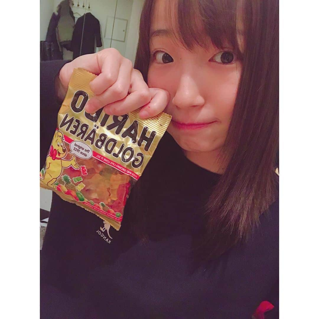 有明ゆなさんのインスタグラム写真 - (有明ゆなInstagram)「１９日の福真漬のイベントの深夜練☺︎ 眠気はハリボグミに助けられた♡ . . . . #ありあけゆな #ダンス #だんす #dance #練習 #夜練 #ハリボー #ハリボーグミ #グミ」12月16日 9時41分 - ariake_yuna