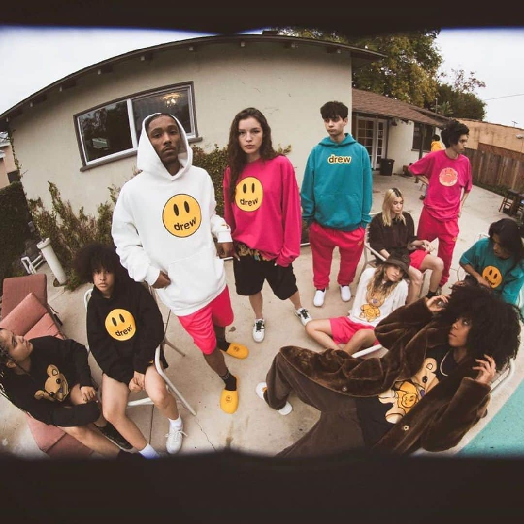 ジャスティン・ビーバーさんのインスタグラム写真 - (ジャスティン・ビーバーInstagram)「@drewhouse」12月16日 11時07分 - justinbieber