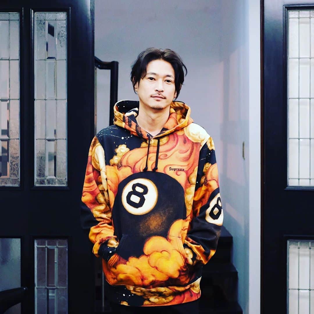 窪塚洋介のインスタグラム：「I became “SELECTOR” of the curation store “ @hatch8.jp ”. I selected items which trustworthy friends told me based on this theme “good for body, mind, environment”. I hope these items make virtuous cycle, then everyone has a better tomorrow!! #hatch8 #yosukekubozuka」