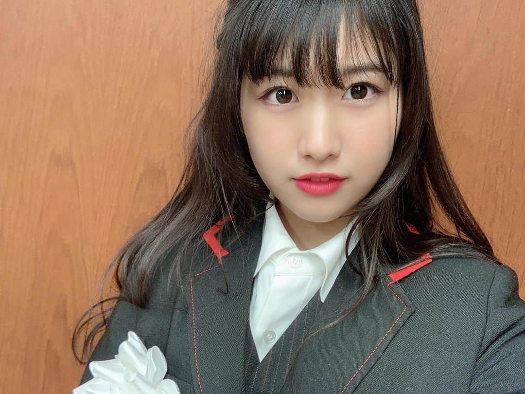 高橋彩香のインスタグラム：「一日郵便局長ありがとうございました！  #郵便局 #年賀状 #さやりん #髙橋彩香」