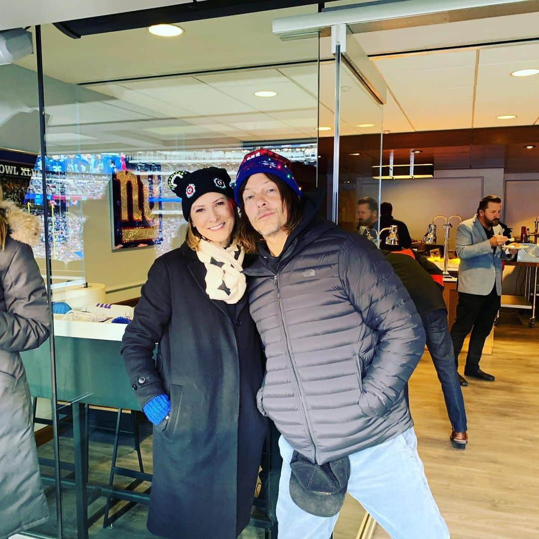 ダイアン・クルーガーさんのインスタグラム写真 - (ダイアン・クルーガーInstagram)「Giants kinda Sunday !!!!!!!!!!! @tizzielisch @jonathan.mark SO FUN 🙋‍♀️🏈」12月16日 11時55分 - dianekruger