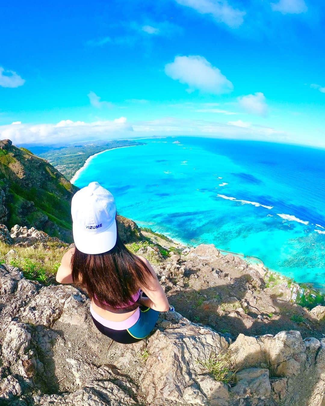 のインスタグラム：「感動しました🥺  #hawaii #niceview #goodwather #happy #goodvibesonly #hiking #hawaiitaro Photo by @hawaiitaro #vizume」