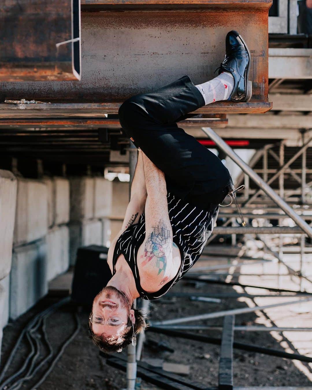 ウォーク・ザ・ムーンのインスタグラム：「hang in there」