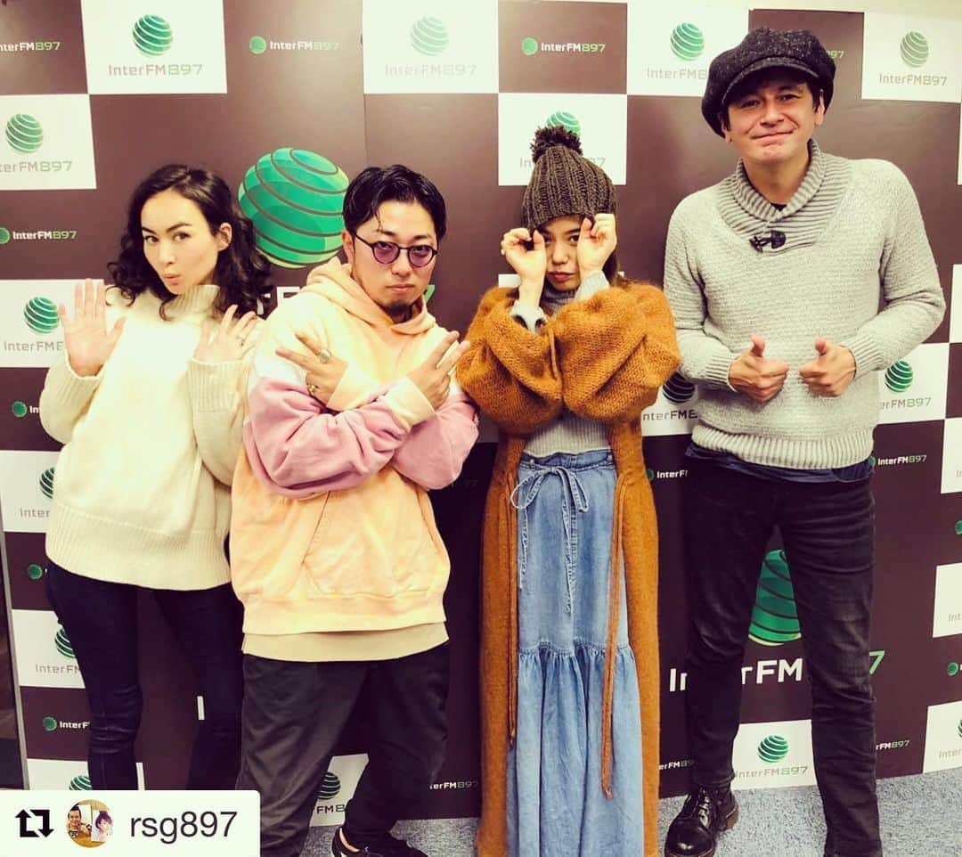 のインスタグラム：「1pm- Ready Steady George!! DJs: George Williams & Shaula  GUESTs: Chara & 荒田洸 (WONK)  #Repost @rsg897 ・・・ Very Special Guest‼️🎉 Charaさん&WONK 荒田洸さん！ #Chara #WONK #radiko #ジョージとシャウラ #interfm897」