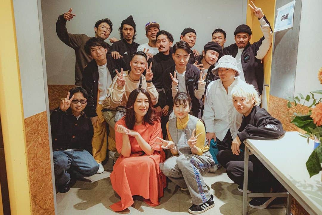 SIRUPのインスタグラム：「💙」