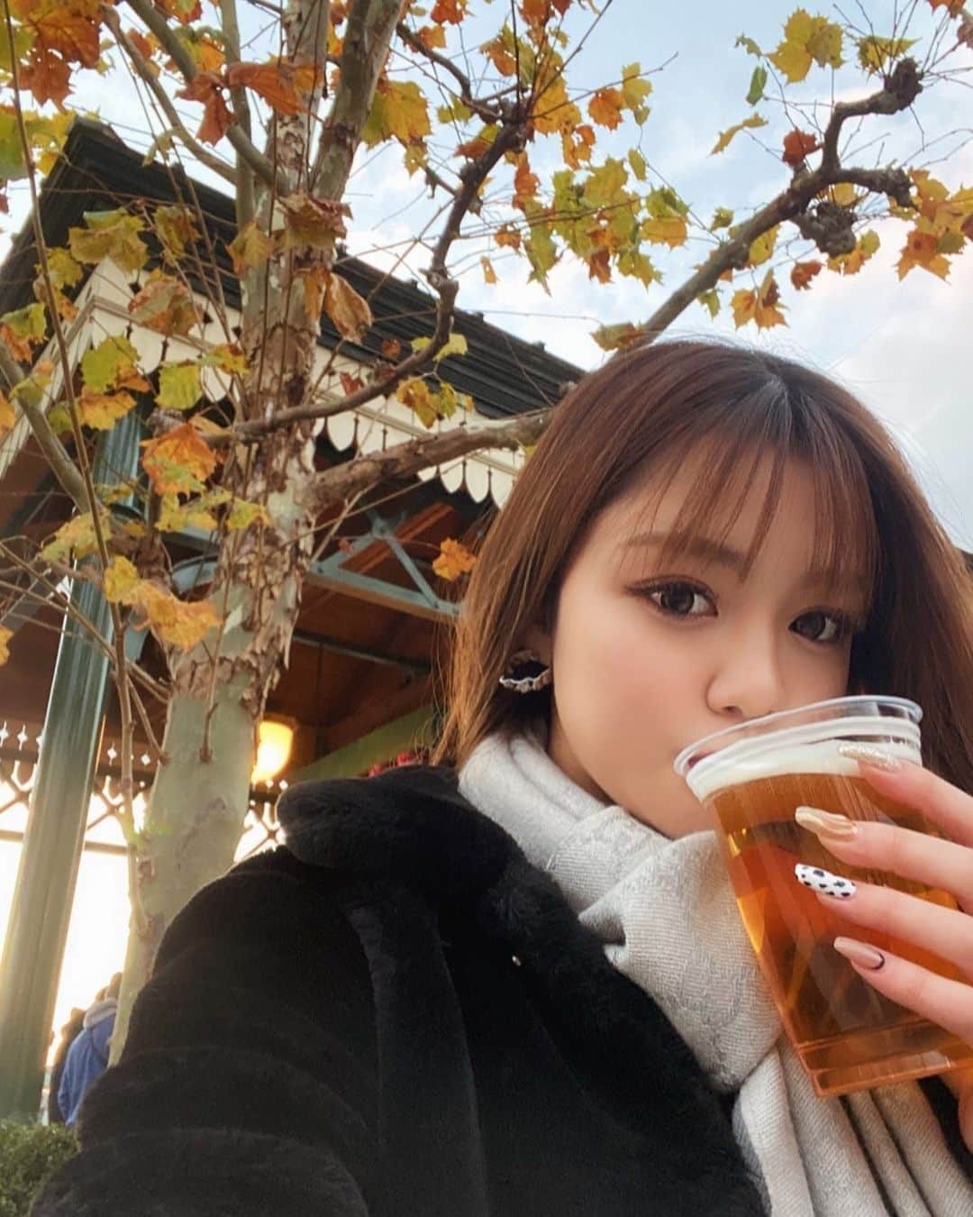 Nanamiさんのインスタグラム写真 - (NanamiInstagram)「. 寒いのに外でビール飲む事を 自分に厳しいね！って言うて欲しい🍺 #は？ #selfcare#selfie#me#l4l」12月16日 18時02分 - nana27chan