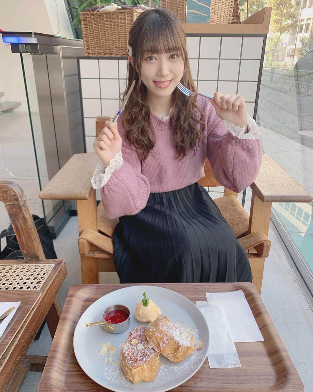 阪上晴香さんのインスタグラム写真 - (阪上晴香Instagram)「大好きなフレンチトースト食べれて幸せやった🤤💗 ・ ・ ・ #forucafe ##フレンチトースト #原宿カフェ #原宿 #カフェ #スイーツ #東京カフェ #東京 #majesticlegon #マジェスティックレゴン #gu #ジーユー #wego」12月16日 18時03分 - haruka__0616