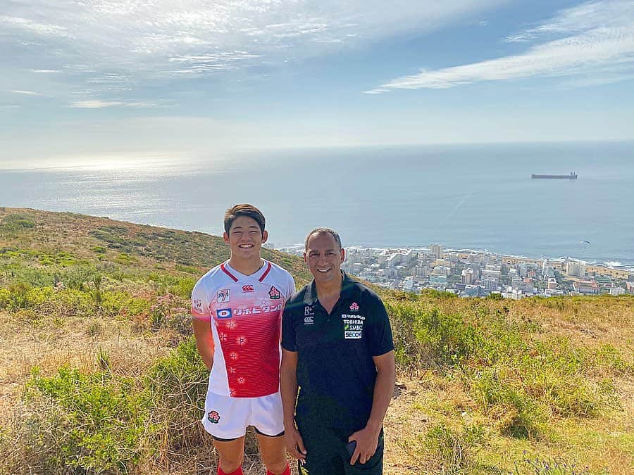 藤田慶和さんのインスタグラム写真 - (藤田慶和Instagram)「Cape Town Sevens🇿🇦 3日間応援ありがとうございました🙇🏼‍♂️ 世界トップのチームに勝利するにはもっと鍛錬が必要！また日本に帰って成長出来るように努力します！応援よろしくお願いします🙏 vs South Africa🇿🇦 ● vs USA 🇺🇸 ● vs Fiji 🇫🇯 ● vs Wales 🏴󠁧󠁢󠁷󠁬󠁳󠁿 ○ #セブンズ #日本代表 #sevens #japan #capetown #capetown7s #southafrica #南アフリカ #ケープタウン #ws #10 #華の93年組」12月16日 18時37分 - yoshikazu15