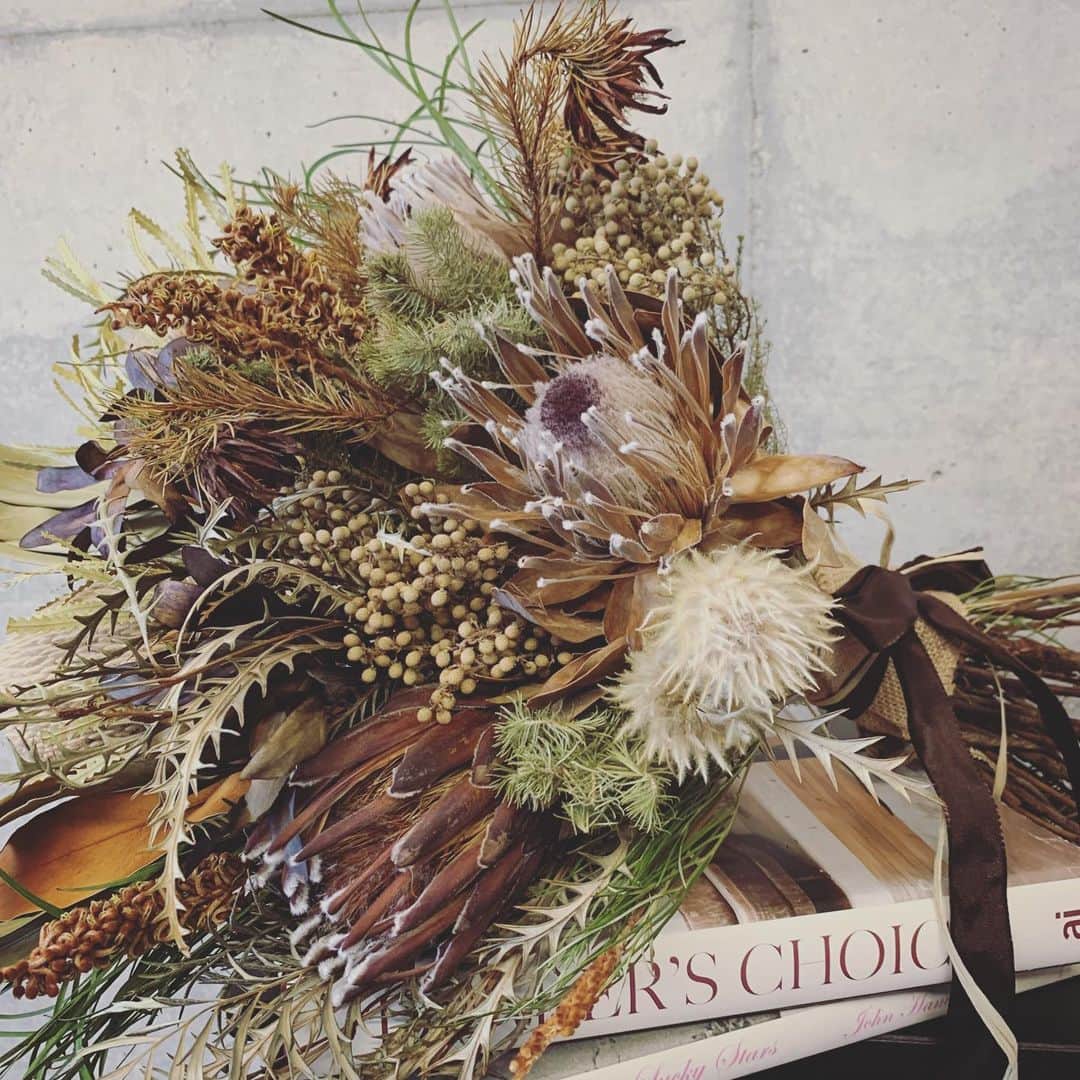 畑野ひろ子のインスタグラム：「gift 🎁 dryflower bouquet  #flower #flowers #dryflower #dryflowerbouquet #gift #willgarden」