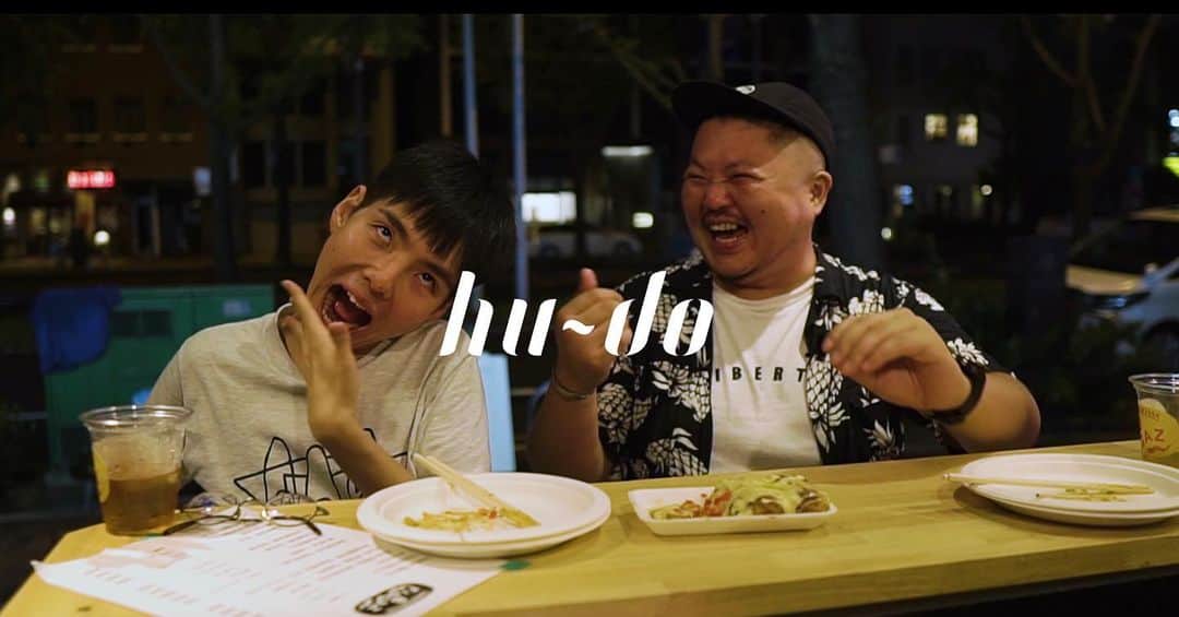 room onziemeのインスタグラム：「🍻🍽🍻﻿ ﻿ - hu-do -﻿ ﻿  ROOMが独自にピックアップした﻿ 「イケてる」アーティスト、クリエイターを﻿ ゲストに迎え、お酒を片手に美味しいご飯と﻿ その土地の「風土」を感じながら﻿ ゲストの素顔に迫るトークセッションシリーズ。﻿ ﻿ ■Vol.4﻿ dodo @dodo_fnt_pokimonisforever﻿ ﻿ ﻿ ▼Today's Shop﻿ 8FINGAZ  @8fingaz﻿ ﻿ ↑プロフィールURL内﻿ 「YouTubeチャンネル」にてチェック。﻿ ﻿ --------------------------------------------﻿ #room_jp﻿」