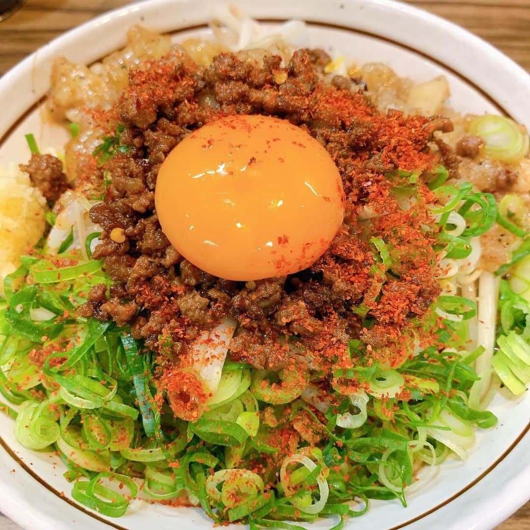 赤羽さんのインスタグラム写真 - (赤羽Instagram)「#秋葉原 #麺屋はるか  #男山台湾まぜそば  #背脂メシ  麺屋はなびさんの姉妹店が秋葉原に😋 それはもう美味しすぎました😋  #ラーメン #まぜそば #台湾まぜそば  #ラーメンインスタグラマー  #ラーメンデータベース  #ラーメンパトロール  #ラーメンインスタグラム  #ラーメンテロ  #ラーメン中毒」12月16日 20時37分 - akabass
