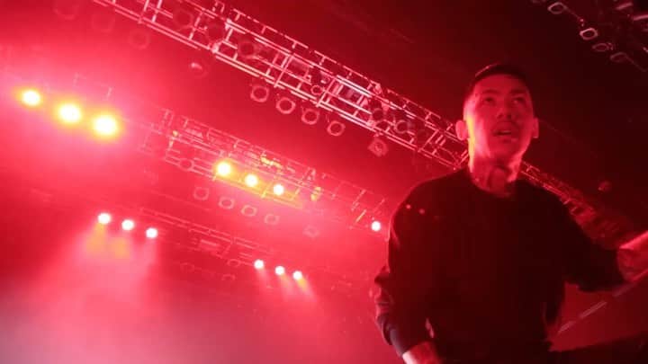 KOHHのインスタグラム：「【ワンマン公演チケット一般販売スタート】 _ KOHH Live in Concert 2020年1月16(木) 東京 LINE CUBE SHIBUYA OPEN 18:00 / START 19:00 全席指定 _ ・  S席 ￥10,000（前売）特典付き→[SOLD OUT] ・  A席 ￥7,500（前売） ・  B席 ￥6,000（前売） _ _ 【チケット一般発売中】 _ ZAIKO  https://kohh.futureartist.net/tickets (PC・携帯・スマホ) _ e+ https://eplus.jp/sf/word/0000064937」