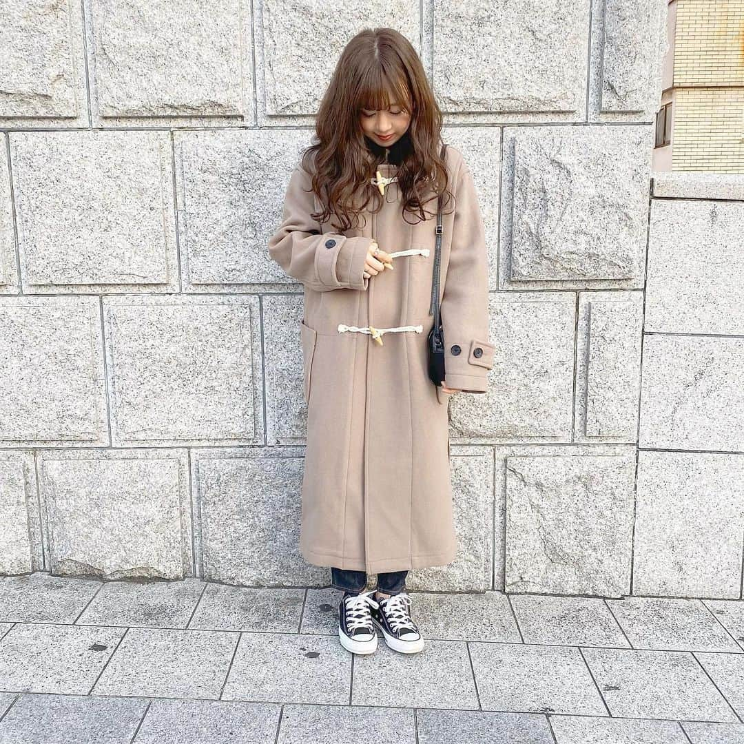 haruさんのインスタグラム写真 - (haruInstagram)「ㅤㅤㅤㅤㅤㅤㅤㅤㅤㅤㅤㅤㅤ ㅤㅤㅤㅤㅤㅤㅤㅤㅤㅤㅤㅤㅤ ㅤㅤㅤㅤㅤㅤㅤㅤㅤㅤㅤㅤㅤ #ootd ㅤㅤㅤㅤㅤㅤㅤㅤㅤㅤㅤ 濃いデニム探してたら安くなってたZOZOデニム👖 今更やけど頼んでみた🤣💓( 笑 ) ㅤㅤㅤㅤㅤㅤㅤㅤㅤㅤㅤㅤㅤ めちゃくちゃピッタリで はやく頼めばよかったと後悔😂( 笑 ) ㅤㅤㅤㅤㅤㅤㅤㅤㅤㅤㅤㅤㅤ シンプルにまとめて、 HAREのロングダッフルコートを☺️ ㅤㅤㅤㅤㅤㅤㅤㅤㅤㅤㅤㅤㅤ GRLのトップスは袖が広がってて 女の子らしくてかわいい☺🧡 去年のだからもうないかと思いますが お気に入りなので着ました🥺💕 ㅤㅤㅤㅤㅤㅤㅤㅤㅤㅤㅤㅤㅤ ㅤㅤㅤㅤㅤㅤㅤㅤㅤㅤㅤㅤㅤ いつも見てくださってありがとうございます！😭💓 あとで質問のお返事ストーリー更新していきますね🌸 ㅤㅤㅤㅤㅤㅤㅤㅤㅤㅤㅤㅤㅤ #harucd ㅤㅤㅤㅤㅤㅤㅤㅤㅤㅤㅤㅤㅤ」12月16日 21時27分 - __haru3