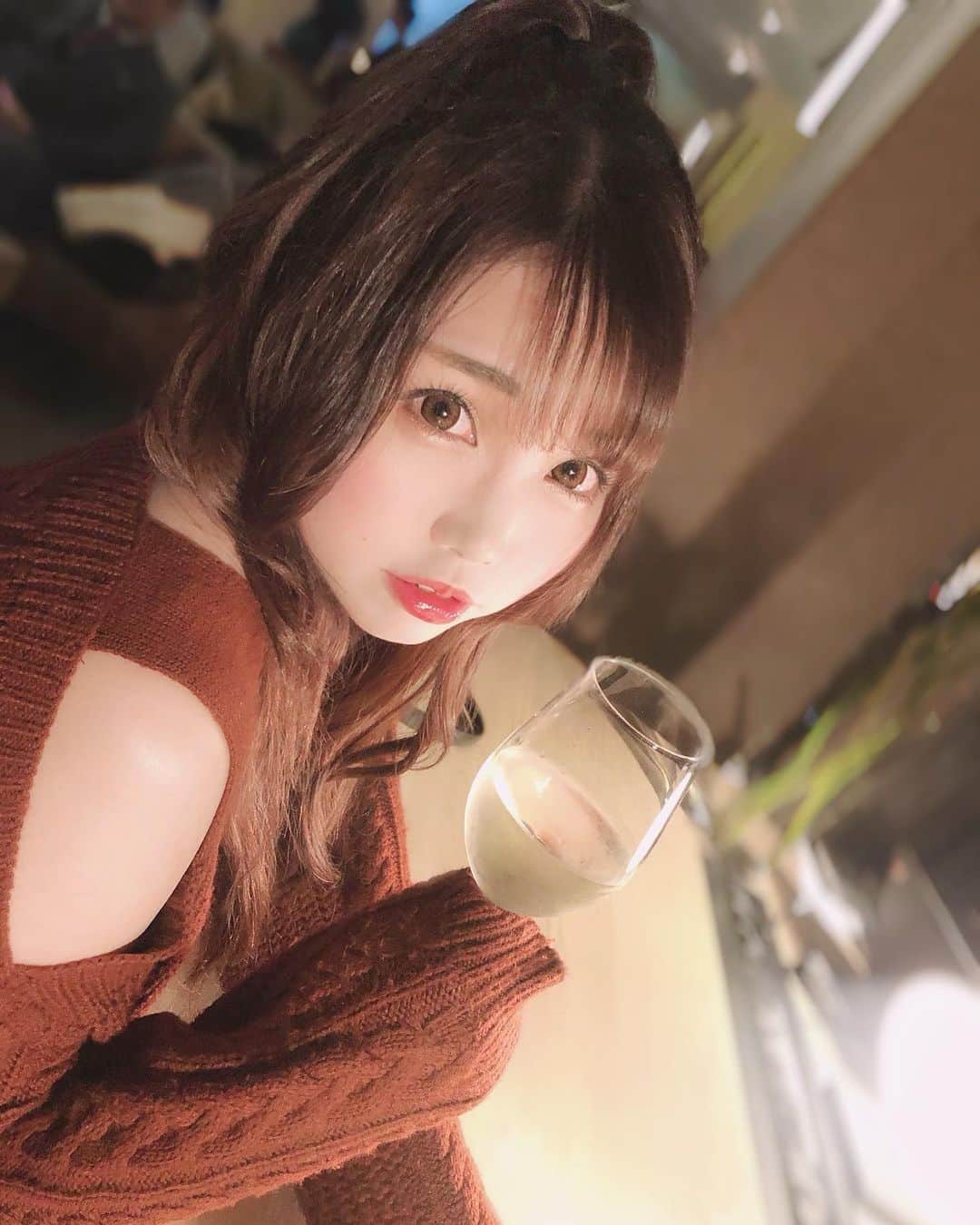 塚本舞さんのインスタグラム写真 - (塚本舞Instagram)「お酒弱いです🍷」12月16日 21時44分 - maipuni
