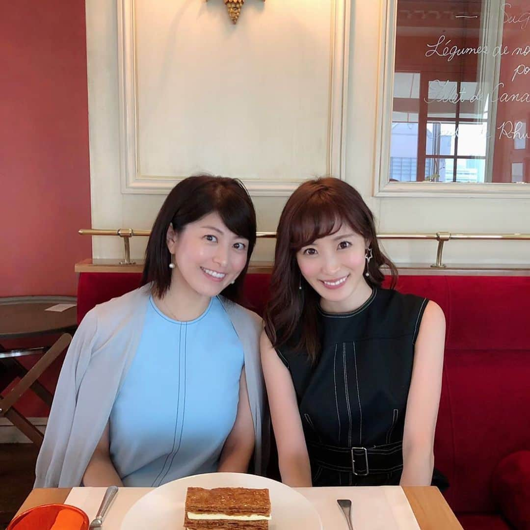 森麻季さんのインスタグラム写真 - (森麻季Instagram)「偶然💓  出かけた先でバッタリ知り合いに会う確率、高いんです  今日は@mayukobayashiに！主人と真由ちゃんの旦那様が友人でファミリーのお付き合いに💓 そして子ども同士は同じ歳  #夏の二人ランチ #夏の思い出を2019年のうちに #間に合った  #お洒落で可愛い真由ちゃんと似たワンピ #それだけで嬉しい #ランチ #表参道 #ママ友 #ママコーデ #benoit」12月16日 22時29分 - maki.mori_m