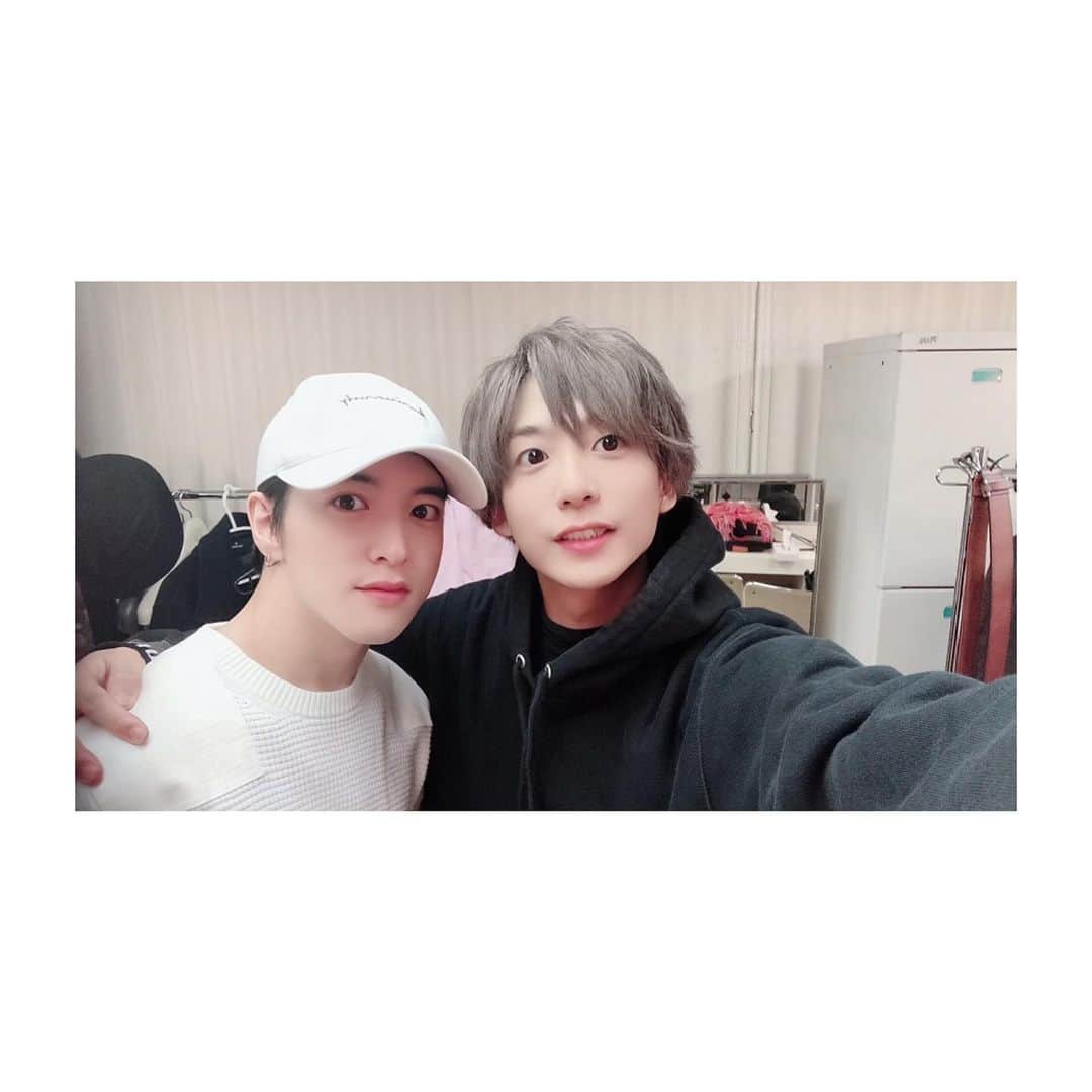 のインスタグラム：「終わらない世界  全9公演ありがとうございました  #中尾拳也 #上遠野太洸」