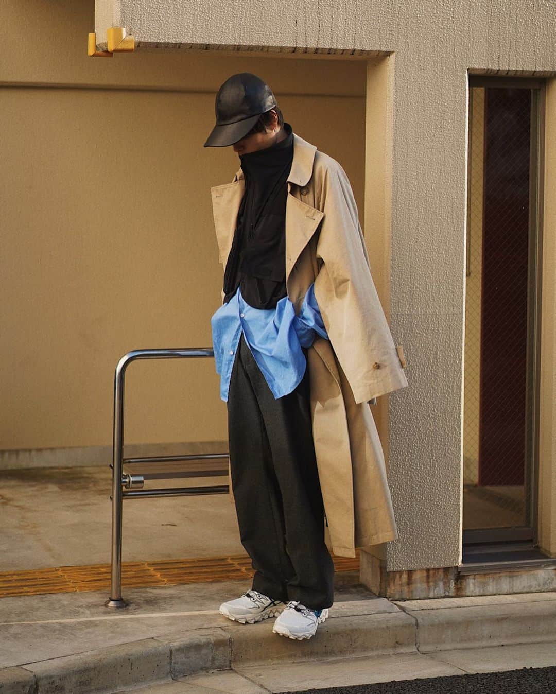 Ryoさんのインスタグラム写真 - (RyoInstagram)「ㅤㅤㅤㅤㅤㅤㅤㅤㅤㅤㅤㅤ レザーキャップいいかも🧢 ssがもう始まってて着いて行けてないです😐皆さん狙ってるアイテムはありますか？🤔 ㅤㅤㅤㅤㅤㅤㅤㅤㅤㅤㅤㅤㅤ cap:#morse  coat:#ssstein shirt#graphpaper  vest:#ssstein pants:#sunsea shoes:#asics」12月16日 23時03分 - ryo__takashima