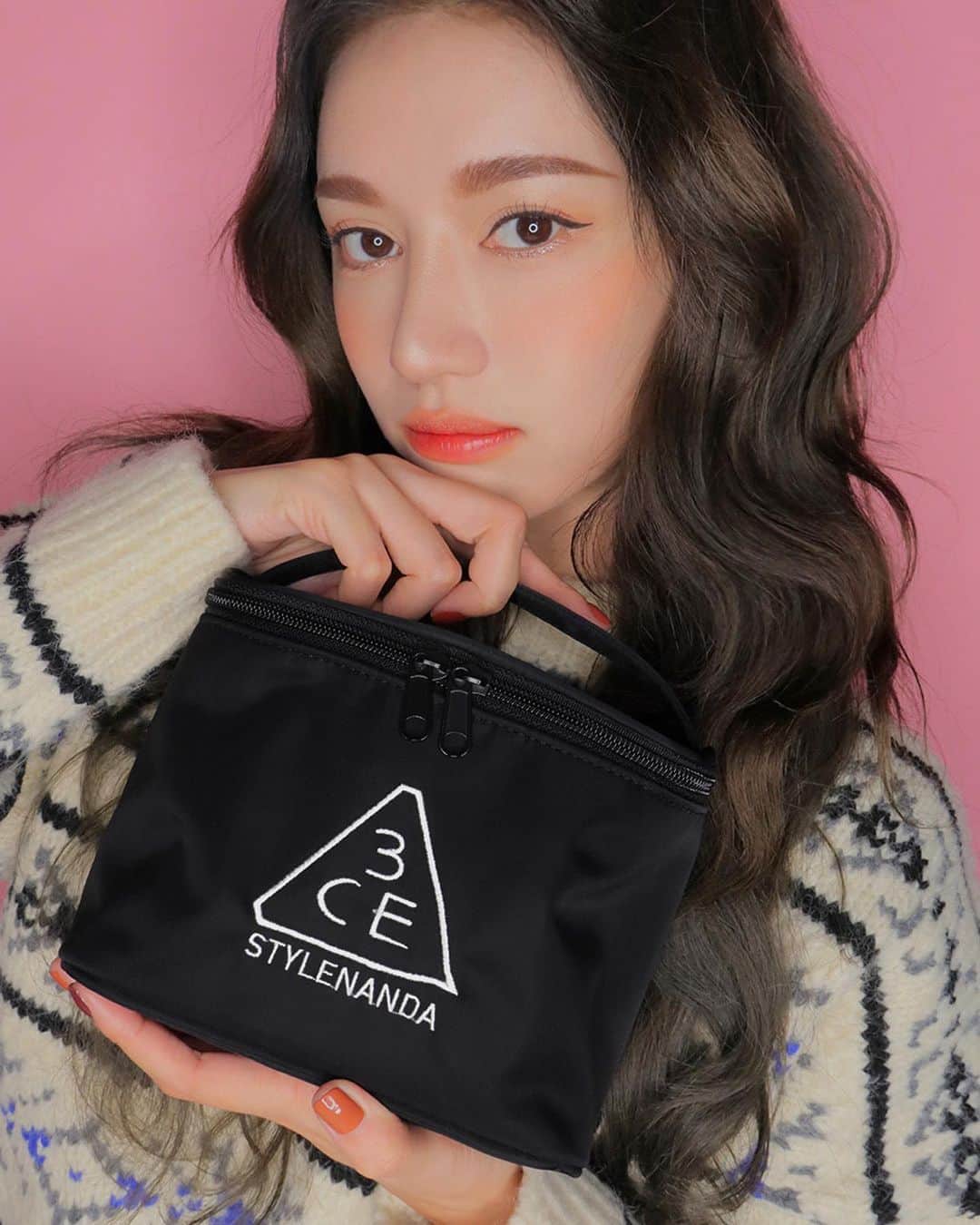 3CE Official Instagramのインスタグラム