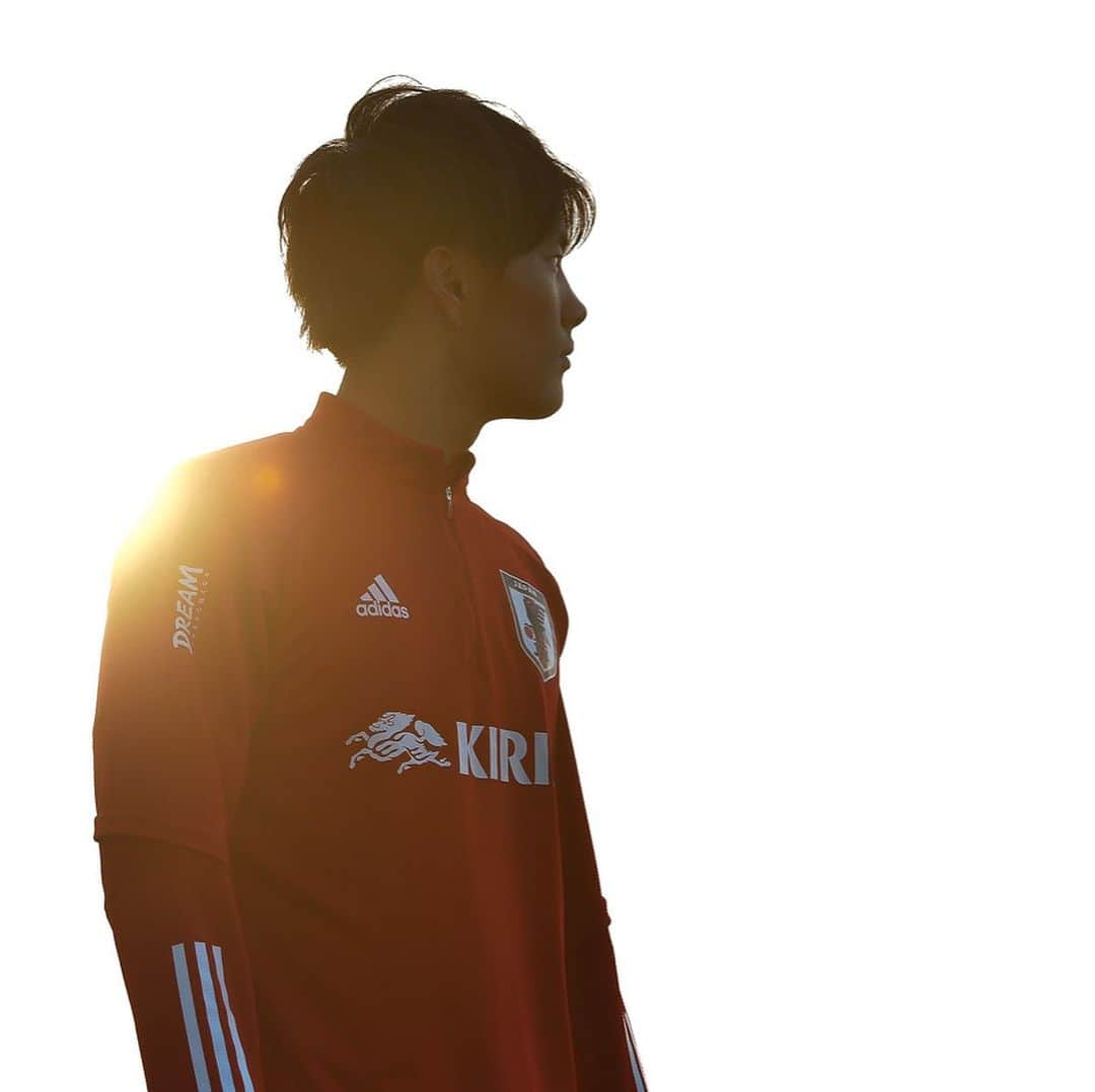 のインスタグラム：「いよいよラストは日韓戦! 3大会ぶり制覇に王手の森保J  #日本代表 #daihyo #samuraiblue #🇯🇵 #japan #森保ジャパン #jfa #eaff #e1選手権 #soccer #football #サッカー  #⚽️ #gekisaka #ゲキサカ ©︎KokiNAGAHAMA」